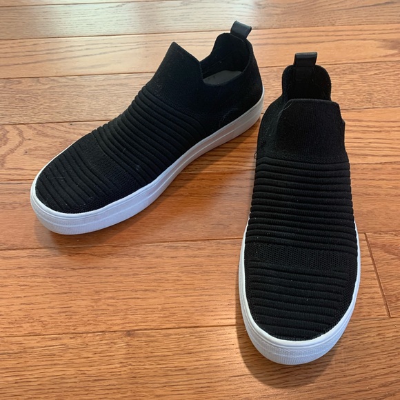 *PRICE DROP* kate spade | Gerrard Slip-On Knit Black Platform Sneaker 9 - Picture 3 of 12